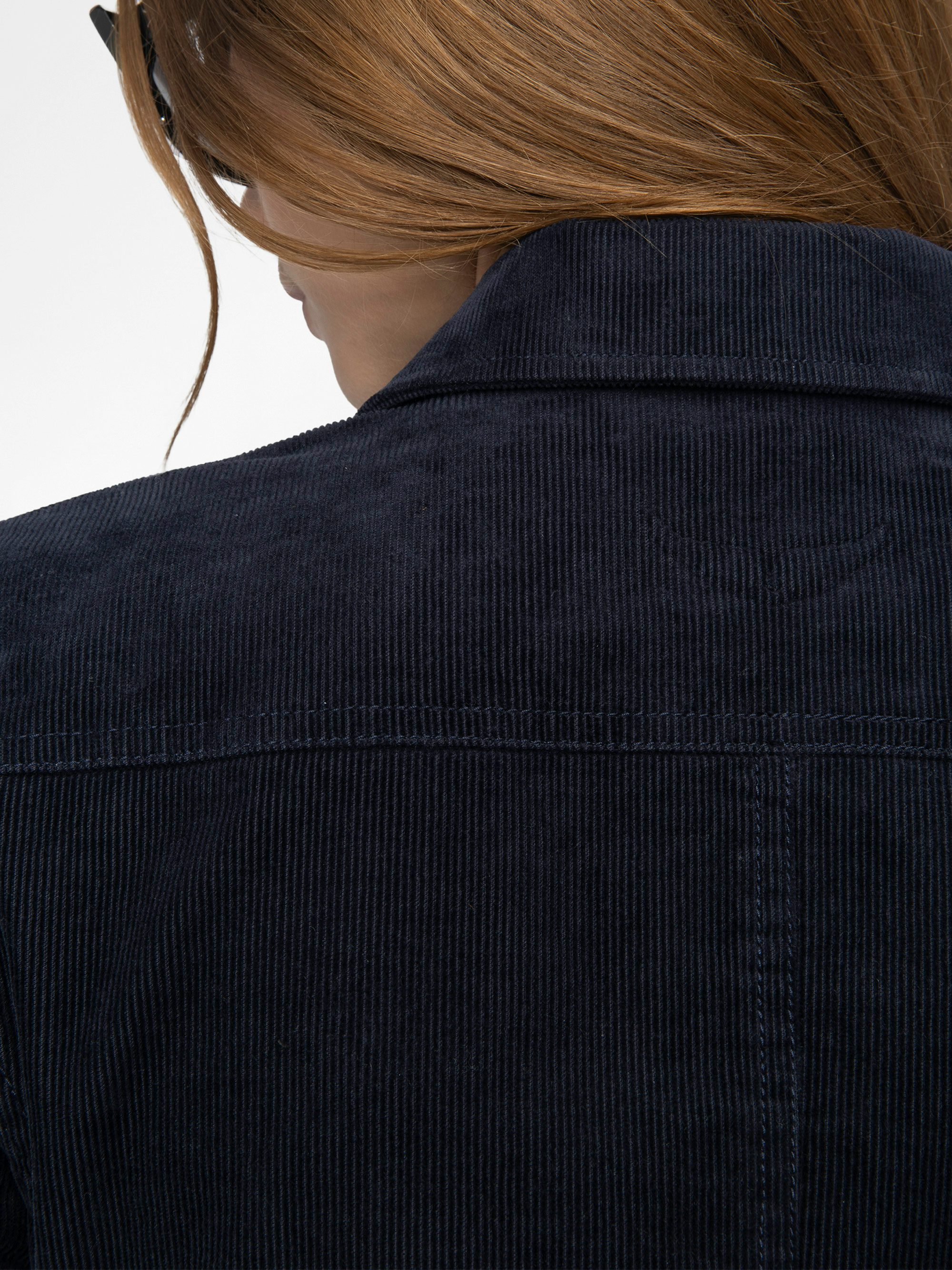 Liam Corduroy Jacket - Corduroy jacket in plain colour, long sleeves, multiple pockets, button fastening and embossed wings on the back.